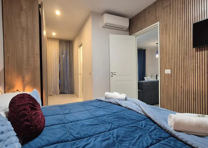 Light Blue Station Appartement *